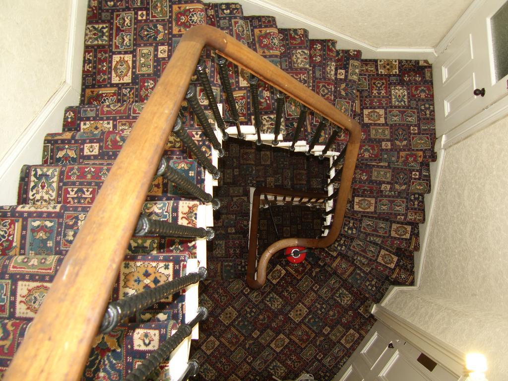 Regis Guest House 爱丁堡 外观 照片