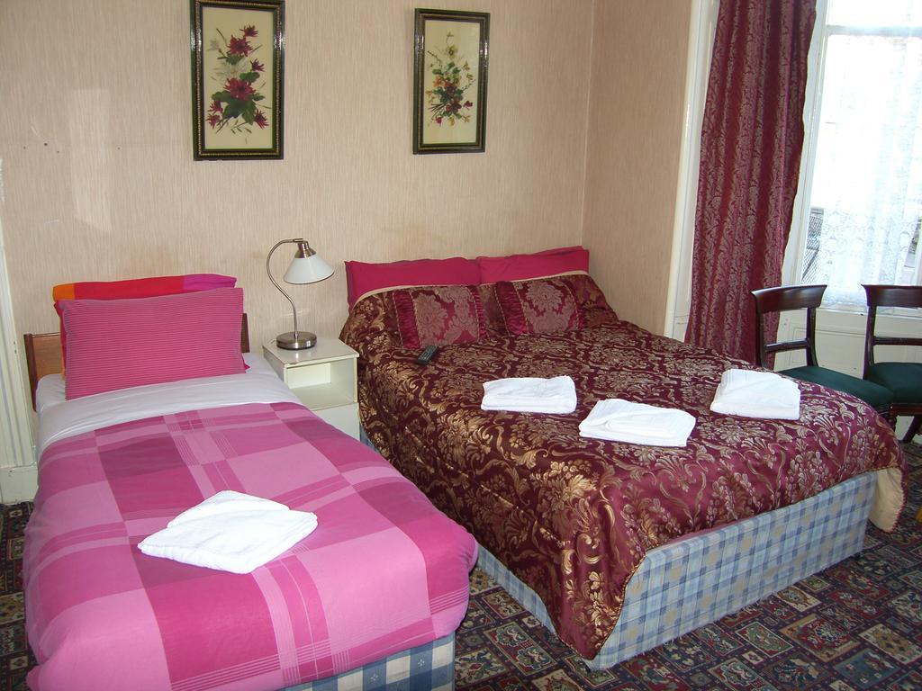 Regis Guest House 爱丁堡 客房 照片