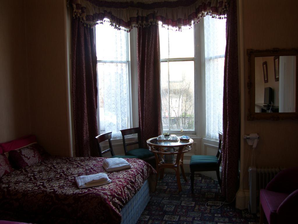 Regis Guest House 爱丁堡 客房 照片